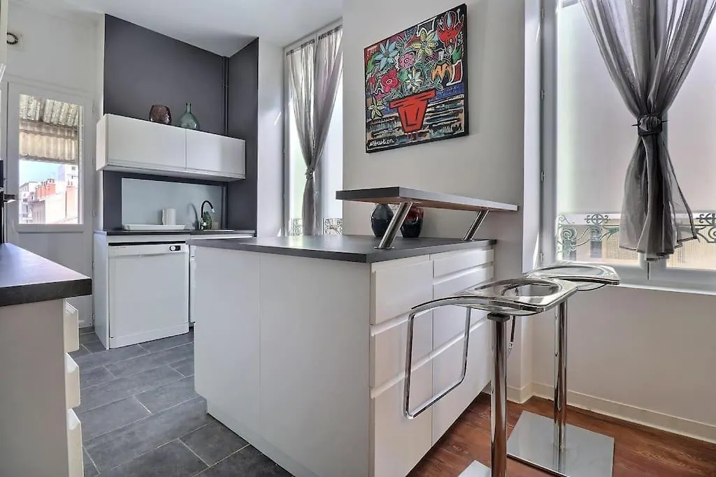 Apartment Le Favori - Centre Ville Valence  France